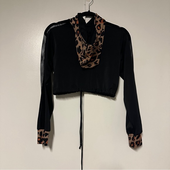 The Lineup Dance costume Black Leopard Print cropped hoodie Size 12 - Picture 6 of 6